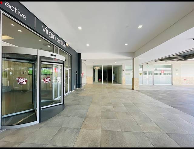 104M² RETAIL TO LET IN FOURWAYS